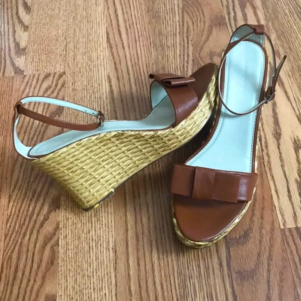 A. Giannetti Gray Wedges Sandal 8.5 M
